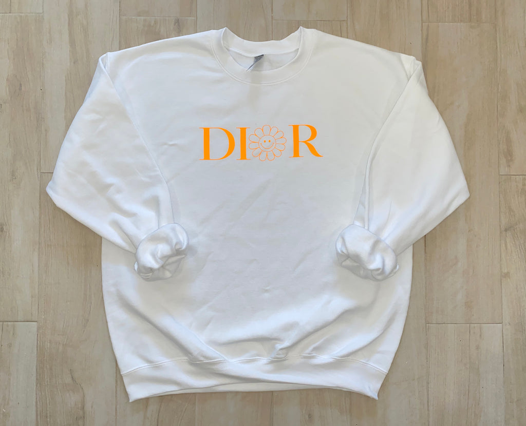 White Daisy Sweatshirt